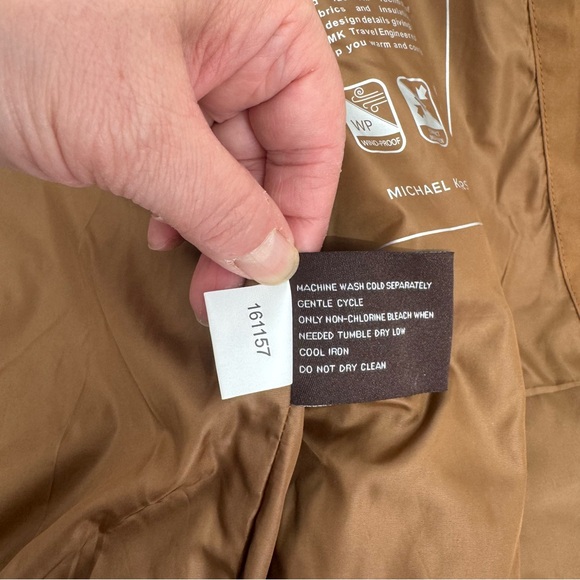 NWT Michael Kors Diamond Quilted Bomber Jacket Luggage Men’s S Tan $159 - Picture 13 of 15